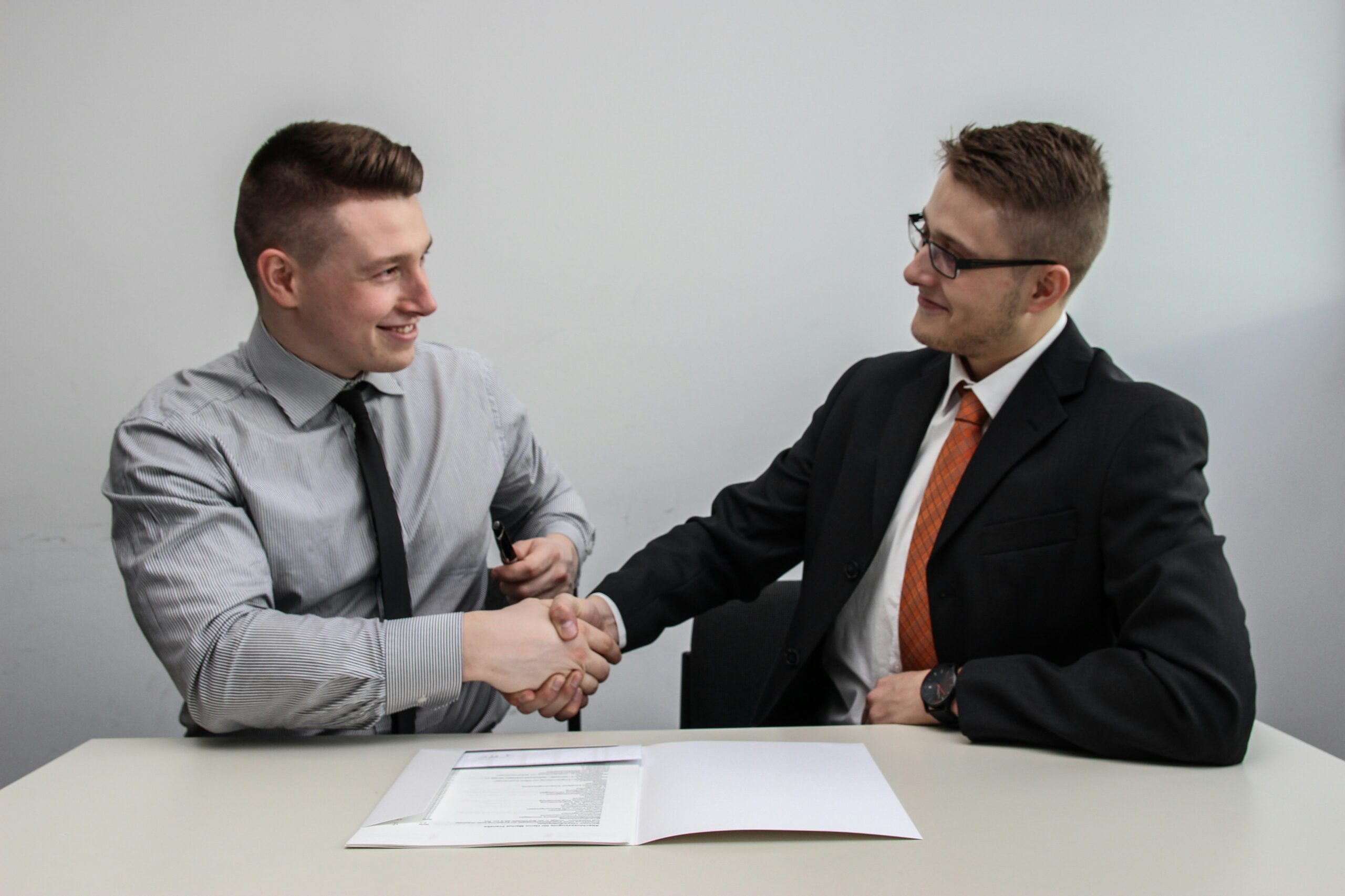 Should Buyers Ask Sellers to Pay for a Home Warranty? How to ask